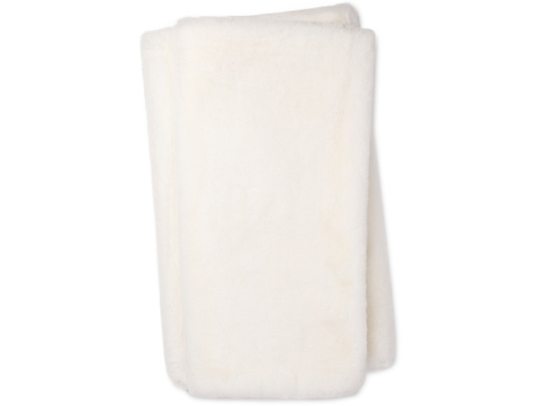 Loloi Bedding Essentials ROGER 4'2" X 5' THROW ROGET0046WH00TH01 at Norwood Furniture